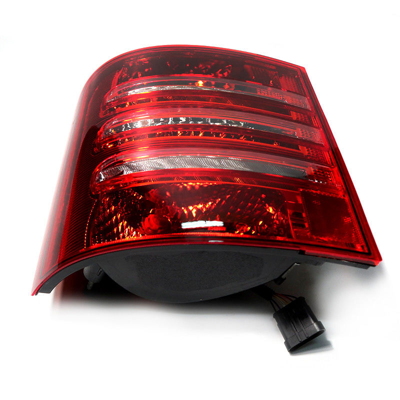 Φιλικό προς τον προϋπολογισμό 24V LED πίσω λαμπτήρα 4133-00059 για King Long Bus Car Fitment HIGHER